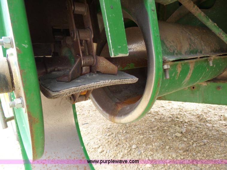 image for item K3082 1981 John Deere 6620 Turbo combine