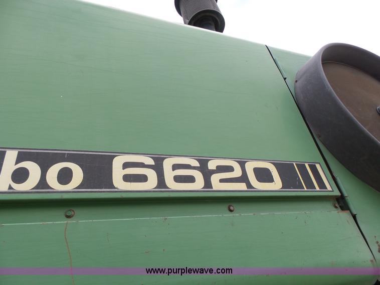 image for item K3082 1981 John Deere 6620 Turbo combine