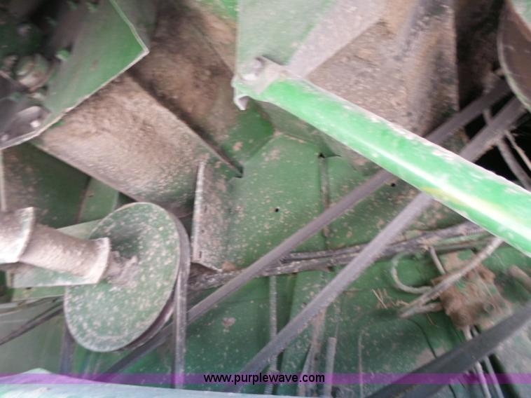 image for item K3082 1981 John Deere 6620 Turbo combine