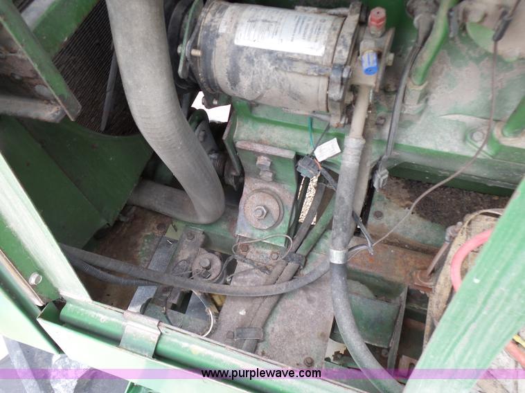 image for item K3082 1981 John Deere 6620 Turbo combine