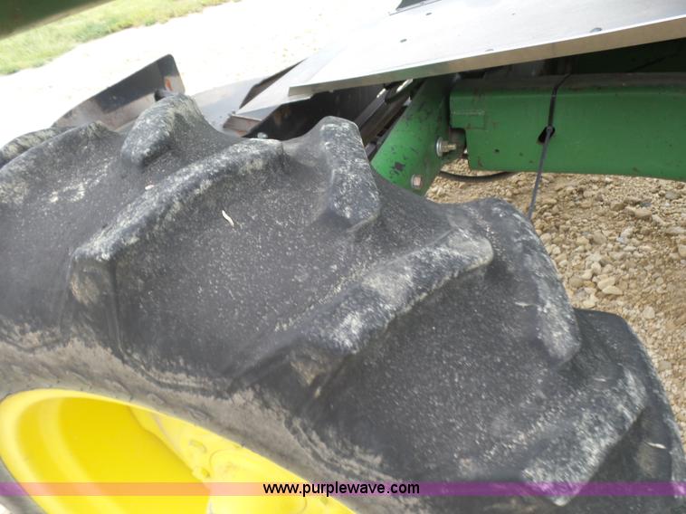 image for item K3082 1981 John Deere 6620 Turbo combine