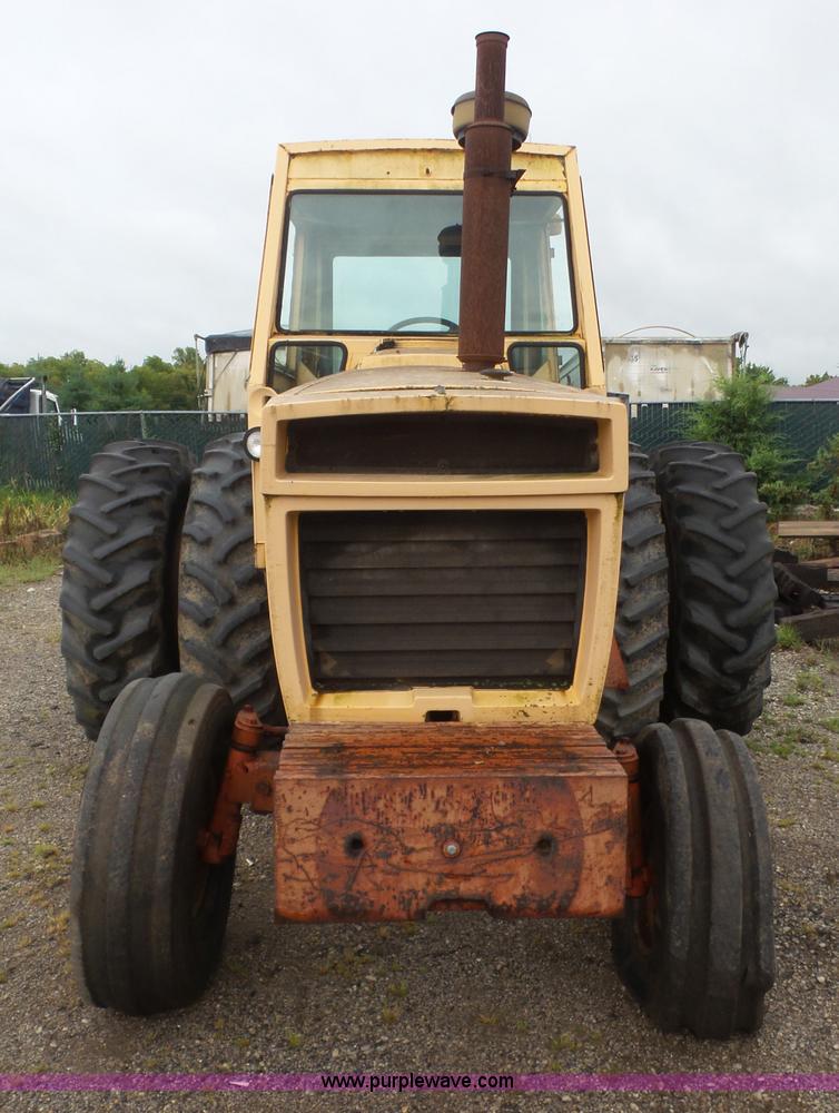 image for item K3572 1972 Case 1370 tractor