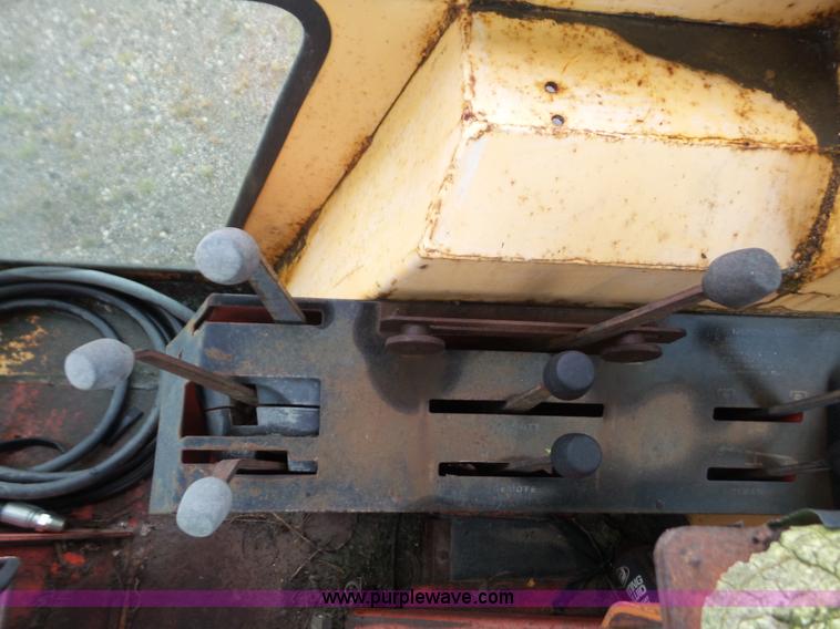 image for item K3572 1972 Case 1370 tractor