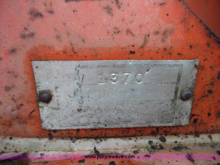 image for item K3572 1972 Case 1370 tractor