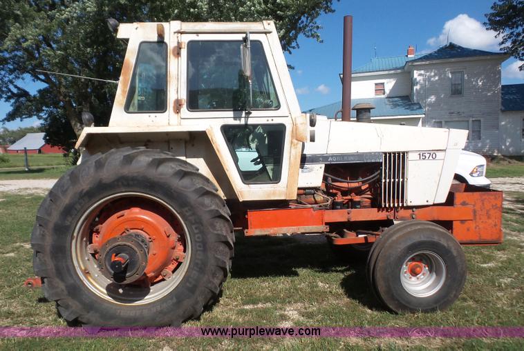 image for item K3581 1988 Case 1570 tractor