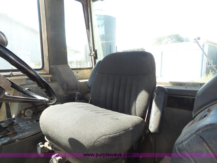 image for item K3581 1988 Case 1570 tractor