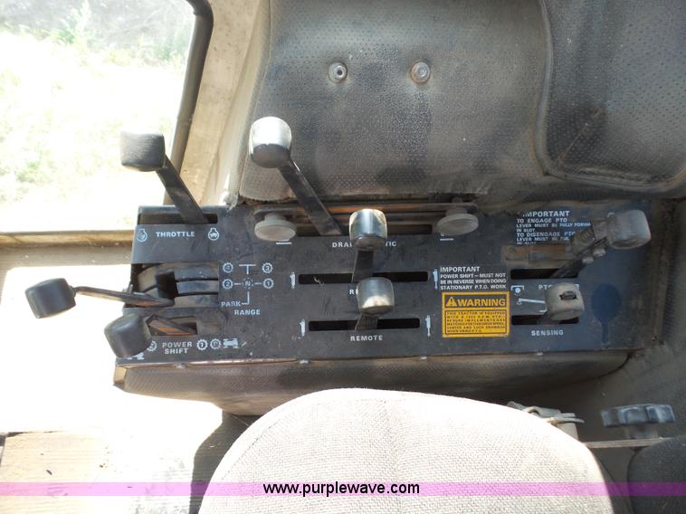 image for item K3581 1988 Case 1570 tractor