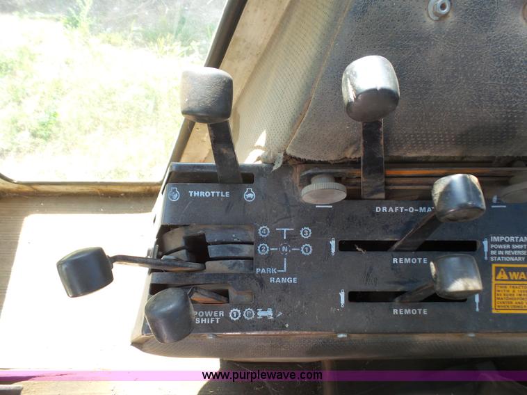 image for item K3581 1988 Case 1570 tractor