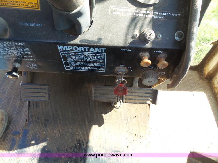 image for item K3581 1988 Case 1570 tractor