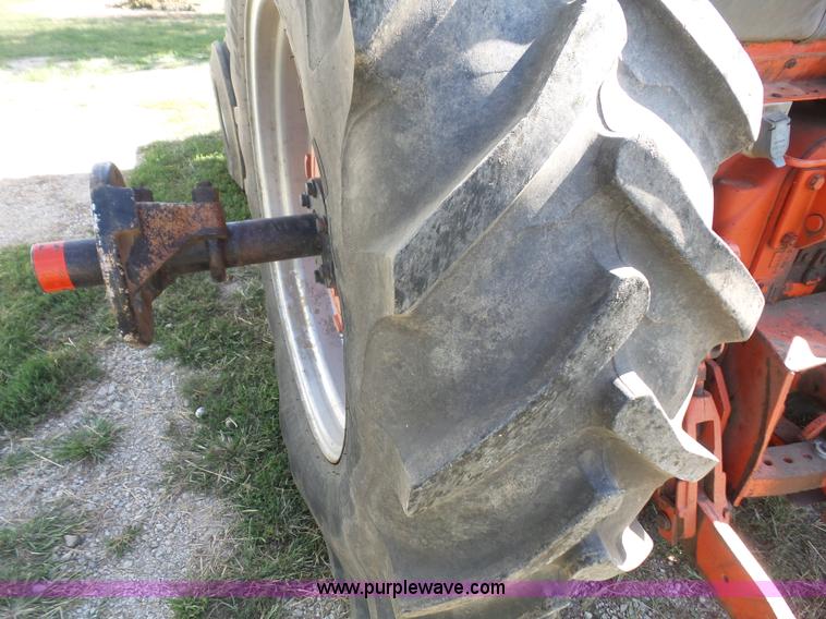 image for item K3581 1988 Case 1570 tractor