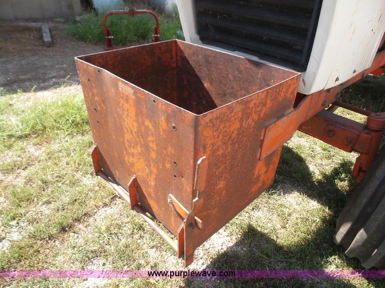 image for item K3581 1988 Case 1570 tractor