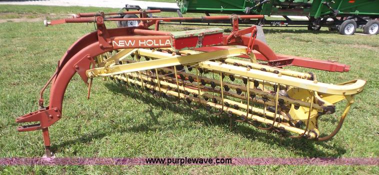 image for item K3593 New Holland 258 side delivery rake