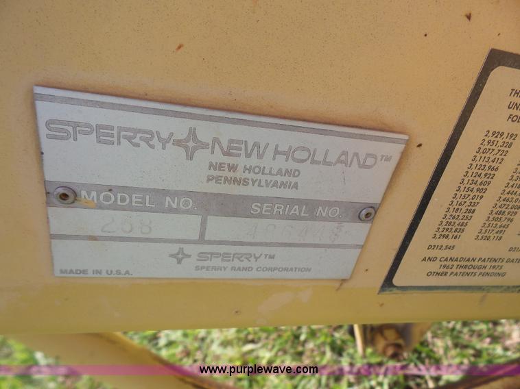 image for item K3593 New Holland 258 side delivery rake