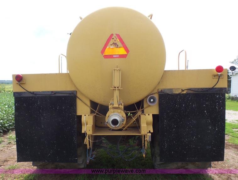 image for item K3602 1984 Ford 8000 Agritruck 1554 applicator truck