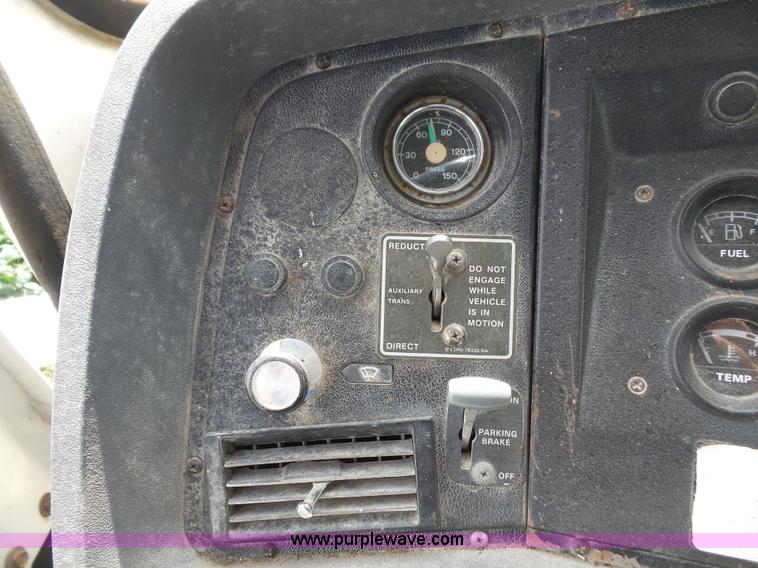 image for item K3602 1984 Ford 8000 Agritruck 1554 applicator truck