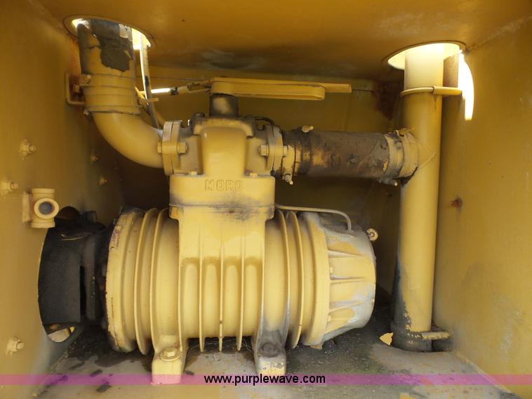 image for item K3602 1984 Ford 8000 Agritruck 1554 applicator truck