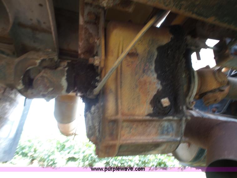 image for item K3602 1984 Ford 8000 Agritruck 1554 applicator truck