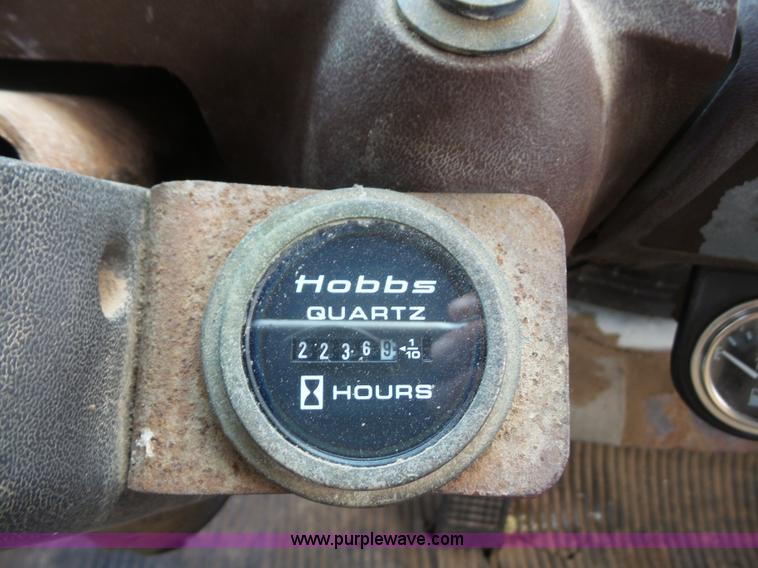 image for item K3603 1980 Ford 8000 applicator truck