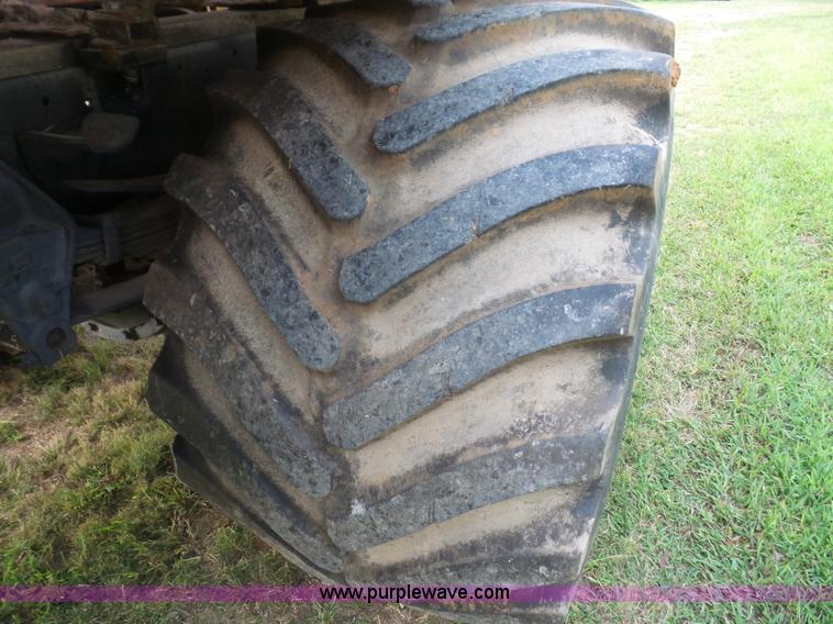 image for item K3603 1980 Ford 8000 applicator truck