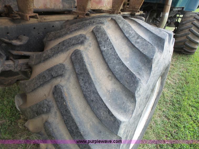 image for item K3603 1980 Ford 8000 applicator truck