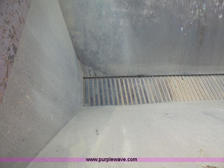 image for item K3603 1980 Ford 8000 applicator truck