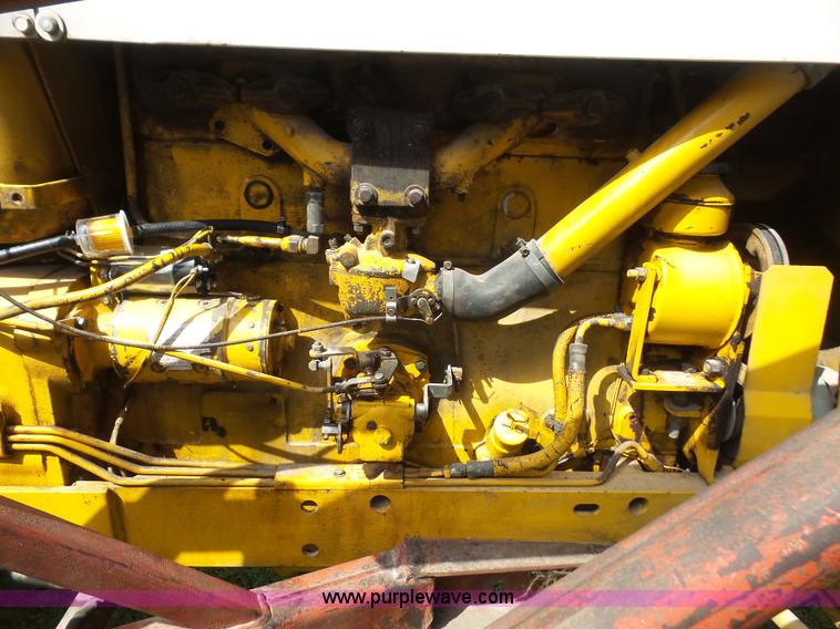 image for item K3611 1969 Minneapolis Moline Super M670 tractor