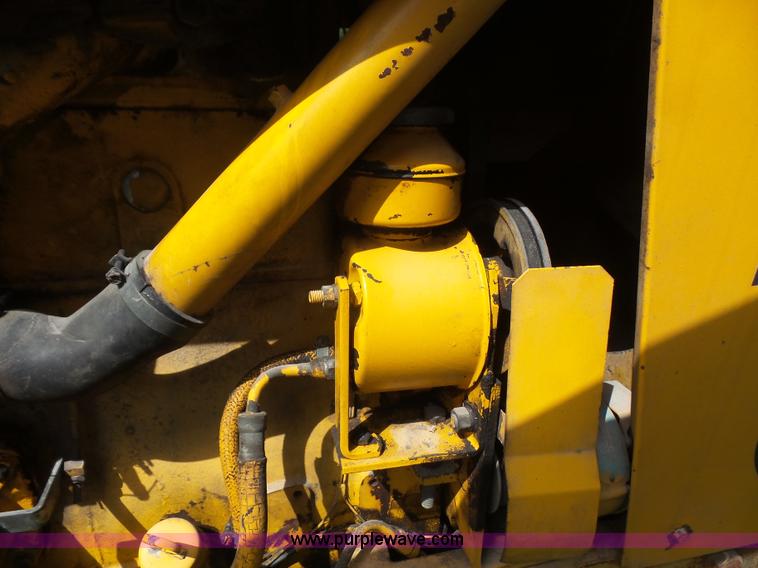 image for item K3611 1969 Minneapolis Moline Super M670 tractor