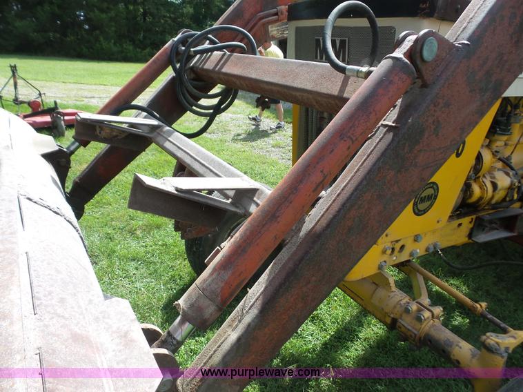 image for item K3611 1969 Minneapolis Moline Super M670 tractor