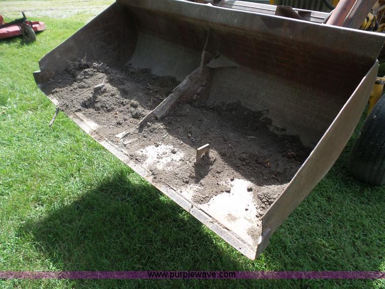 image for item K3611 1969 Minneapolis Moline Super M670 tractor