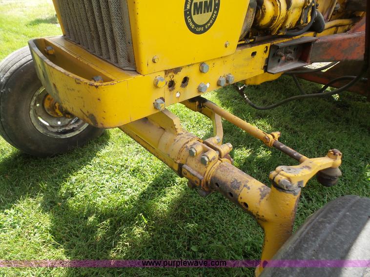 image for item K3611 1969 Minneapolis Moline Super M670 tractor