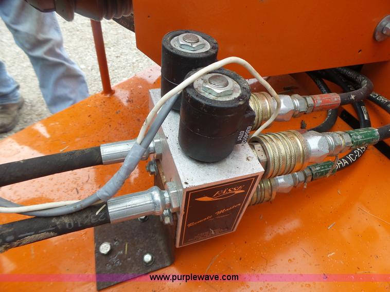 image for item K5705 2014 Valmetal Agri Chopper 5600  bale processor