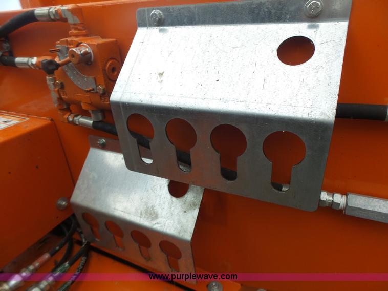 image for item K5705 2014 Valmetal Agri Chopper 5600  bale processor