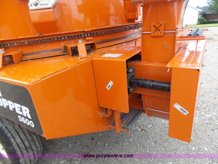 image for item K5705 2014 Valmetal Agri Chopper 5600  bale processor