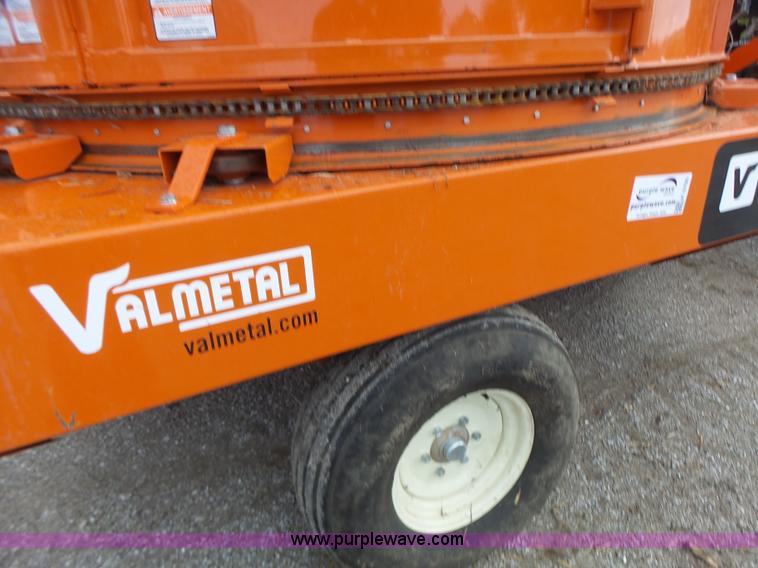 image for item K5705 2014 Valmetal Agri Chopper 5600  bale processor
