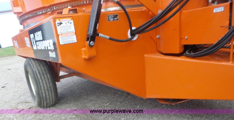 image for item K5705 2014 Valmetal Agri Chopper 5600  bale processor