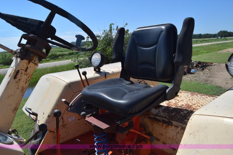 image for item L2600 Case 1030 tractor