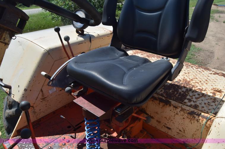 image for item L2600 Case 1030 tractor