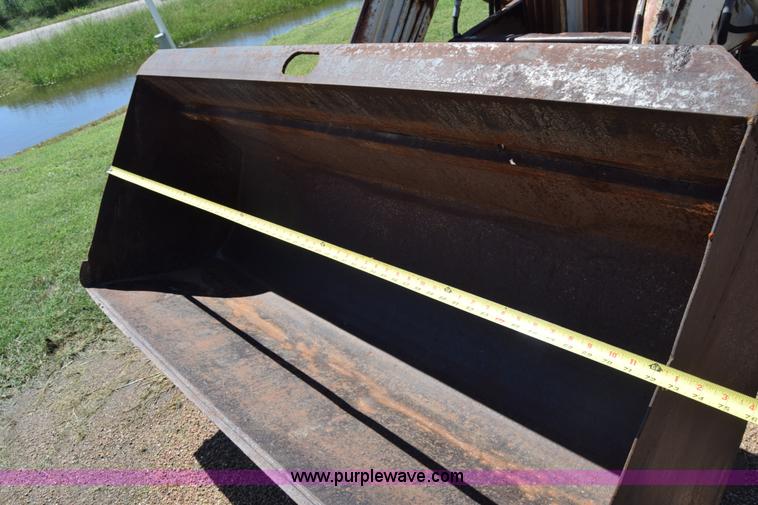 image for item L2600 Case 1030 tractor