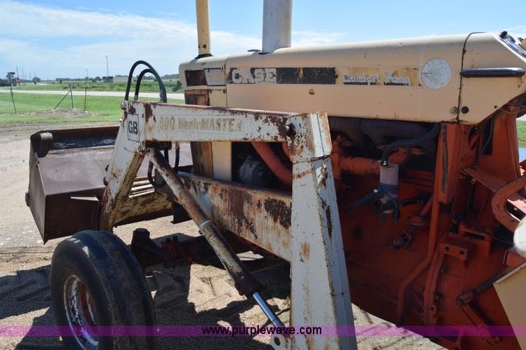 image for item L2600 Case 1030 tractor