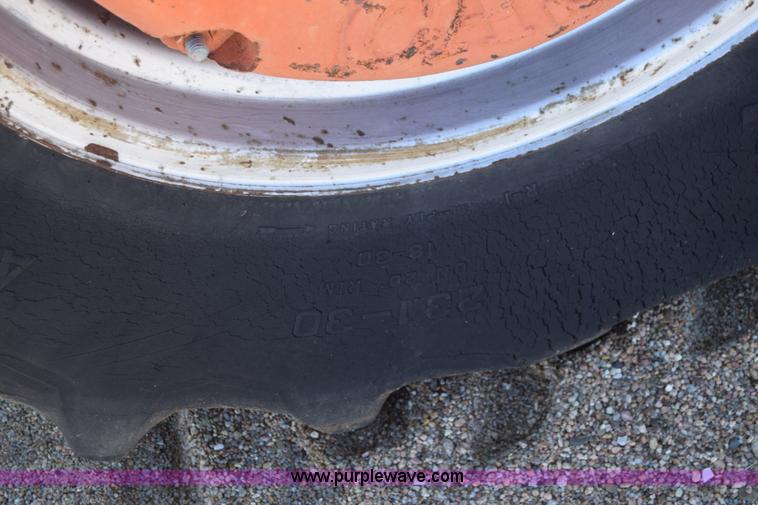 image for item L2600 Case 1030 tractor