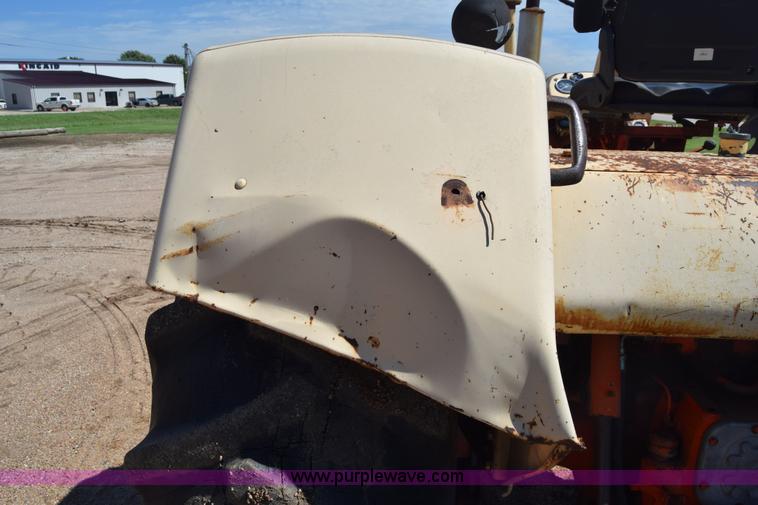 image for item L2600 Case 1030 tractor