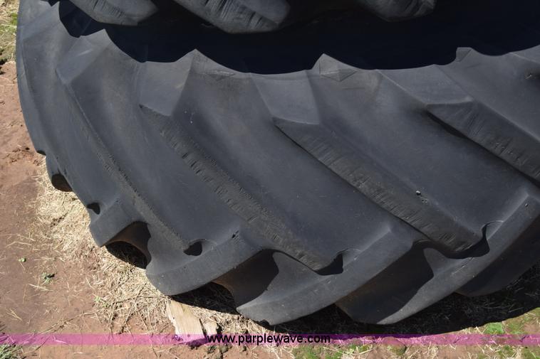 image for item L2600 Case 1030 tractor