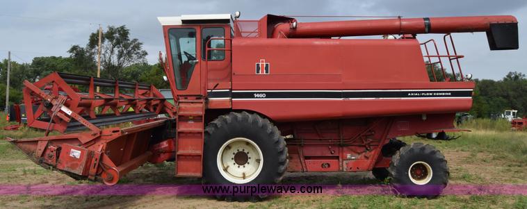 image for item L2606 Case IH 1460 combine