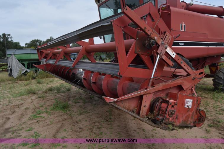 image for item L2606 Case IH 1460 combine