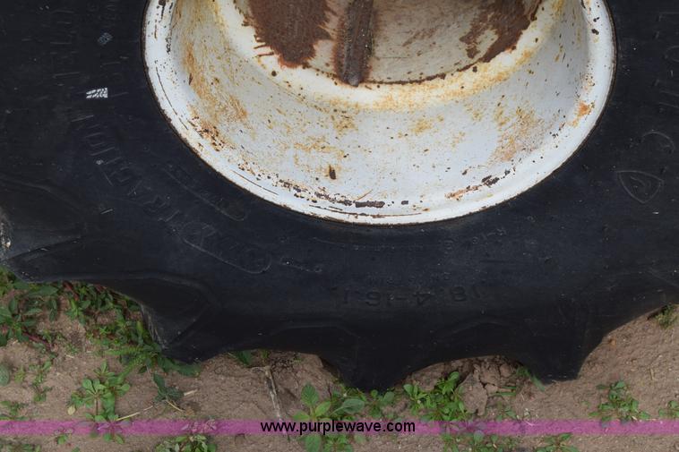 image for item L2606 Case IH 1460 combine