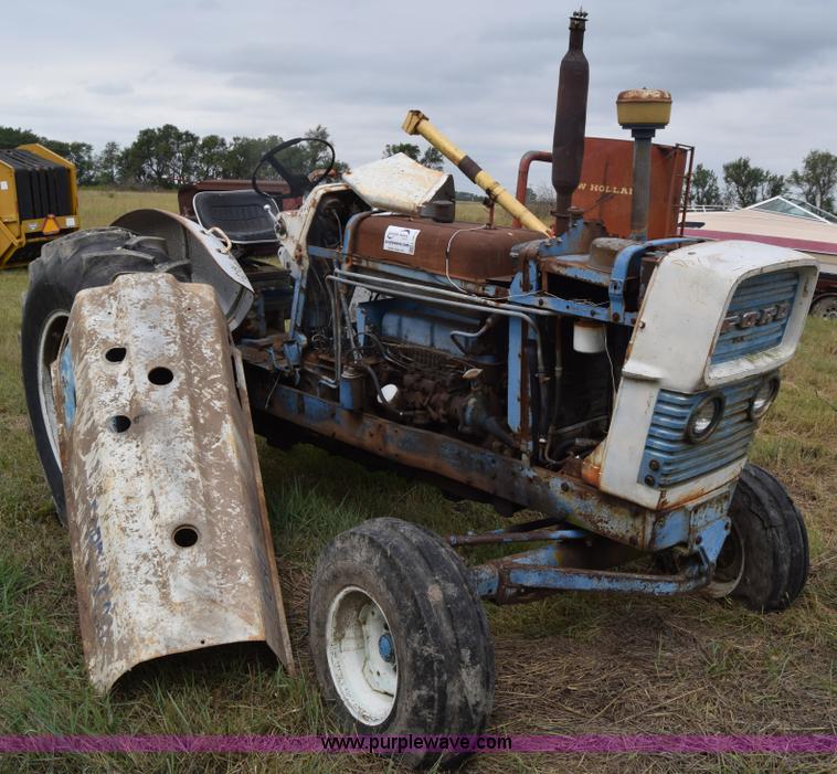 image for item L2613 Ford 6000 tractor