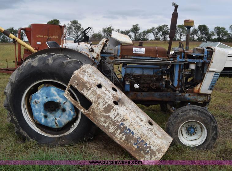 image for item L2613 Ford 6000 tractor
