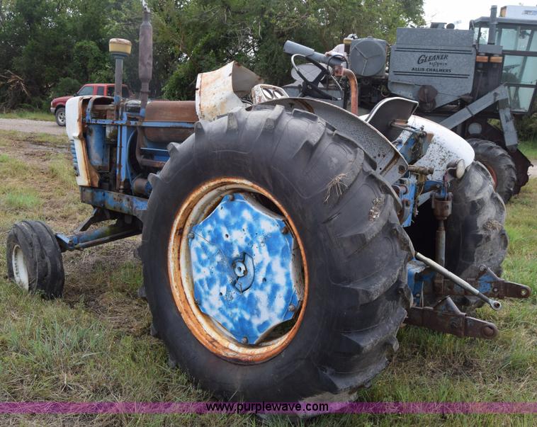 image for item L2613 Ford 6000 tractor