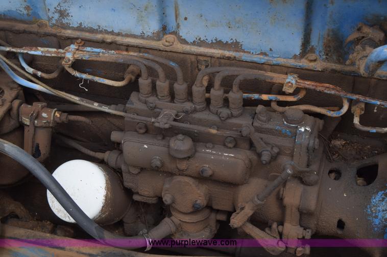 image for item L2613 Ford 6000 tractor