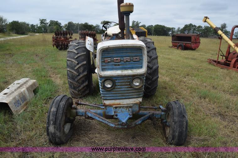 image for item L2613 Ford 6000 tractor
